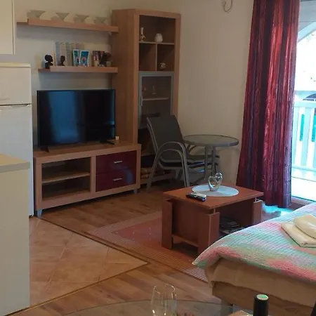 Toni Apartman Mlini