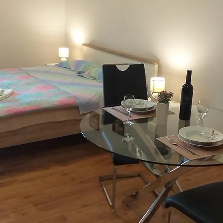Toni Appartement *