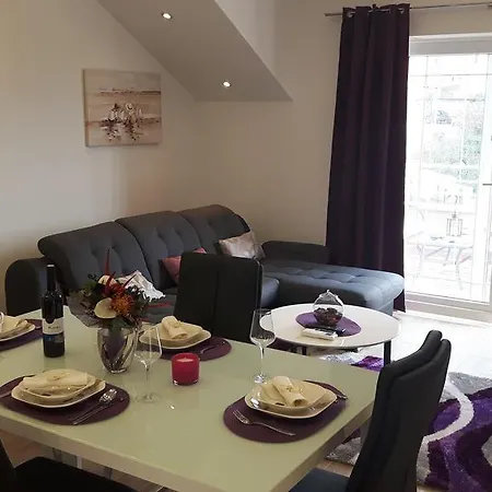 Appartement Toni *