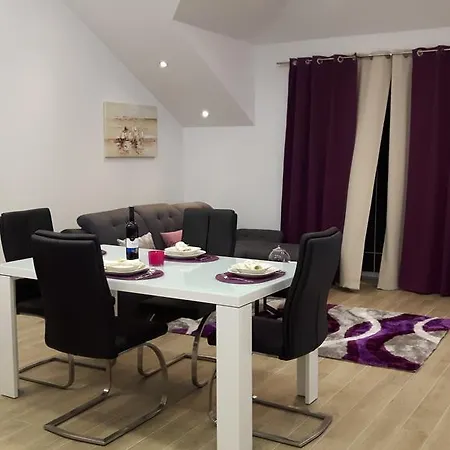 Appartement Toni *